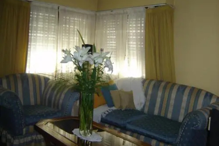 Room 4 of 15