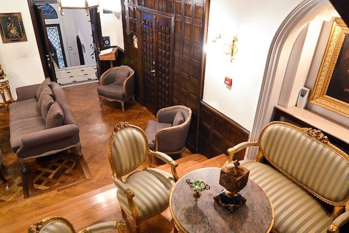 Hotel Interior 125 of 142