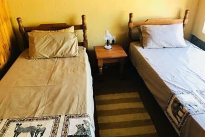 Room 16 of 39