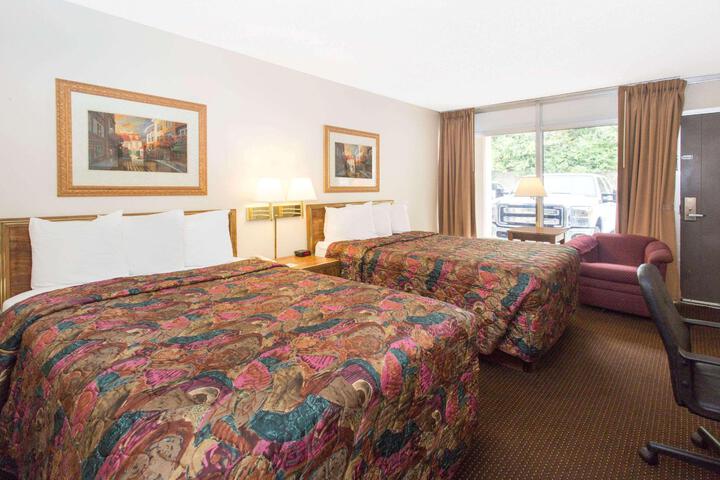 2 Double Beds (2 of 15)