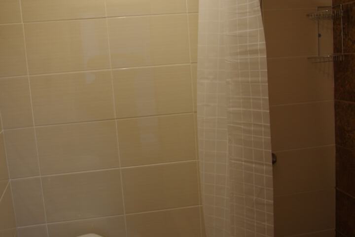 Room 7 of 25