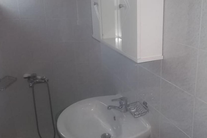 Room 34 of 44