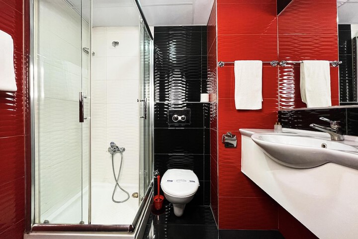 Clean Restrooms
