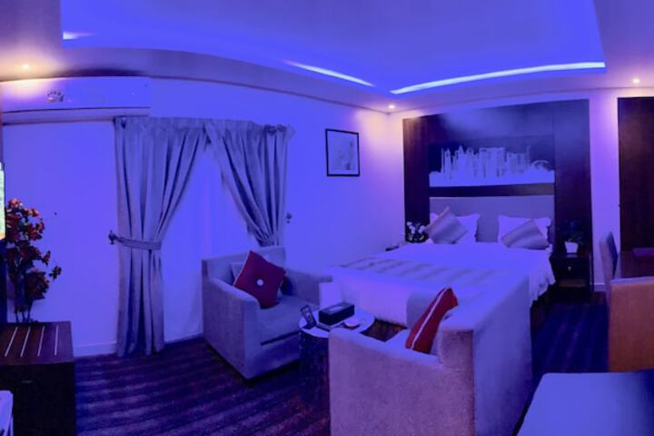 Room 21 of 80