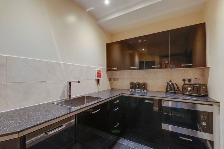 Suite Room