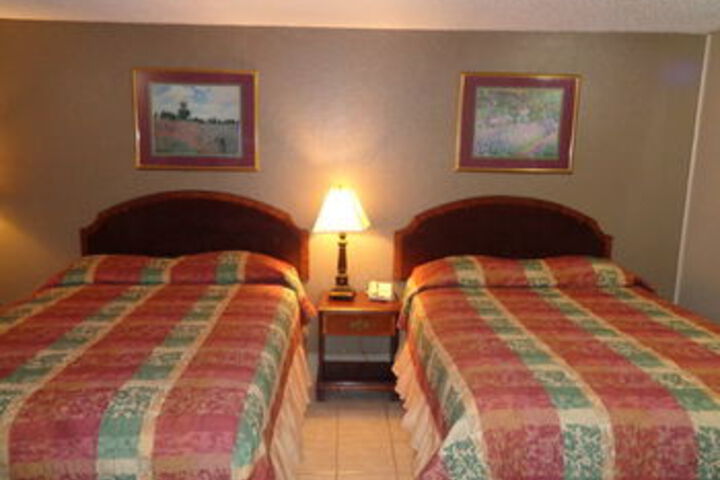 Room 5 of 20
