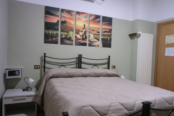 Room 31 of 98