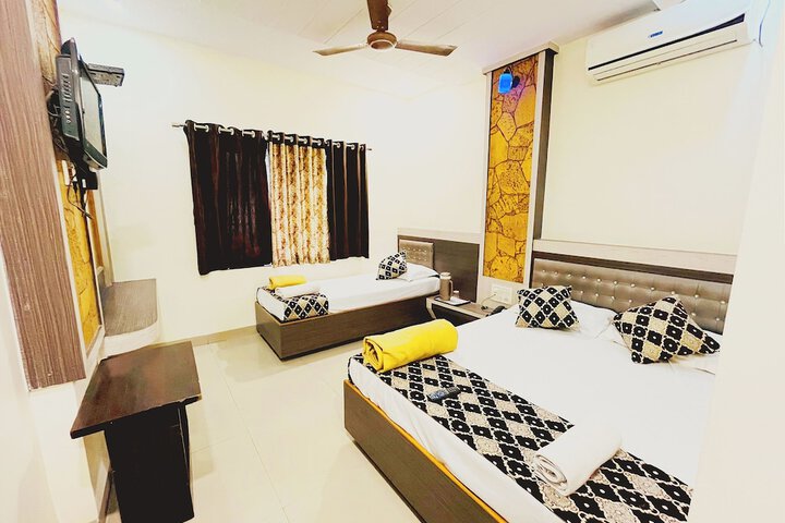 Room 7 of 31