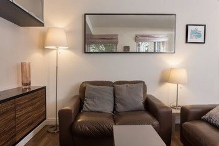 Room 14 of 14