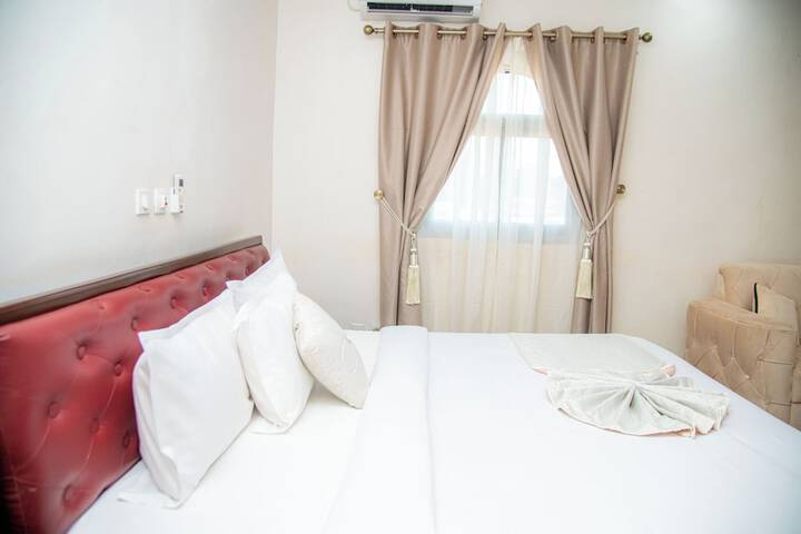Room 35 of 110