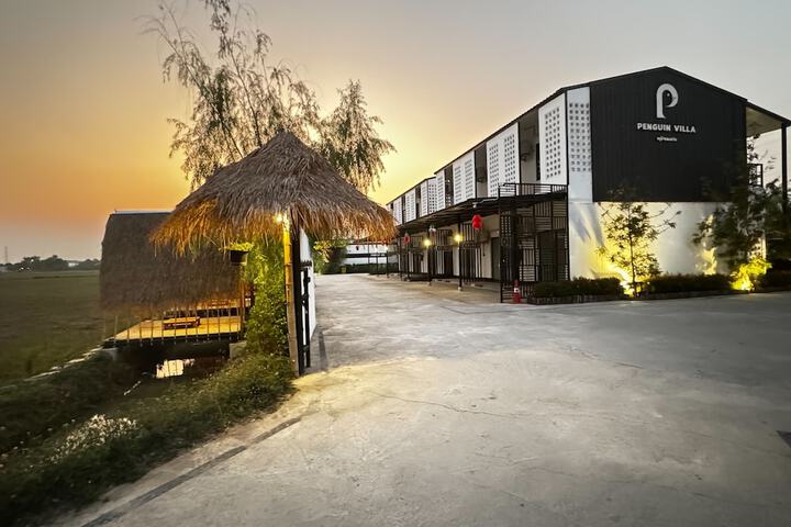 Hotel 83 of 96