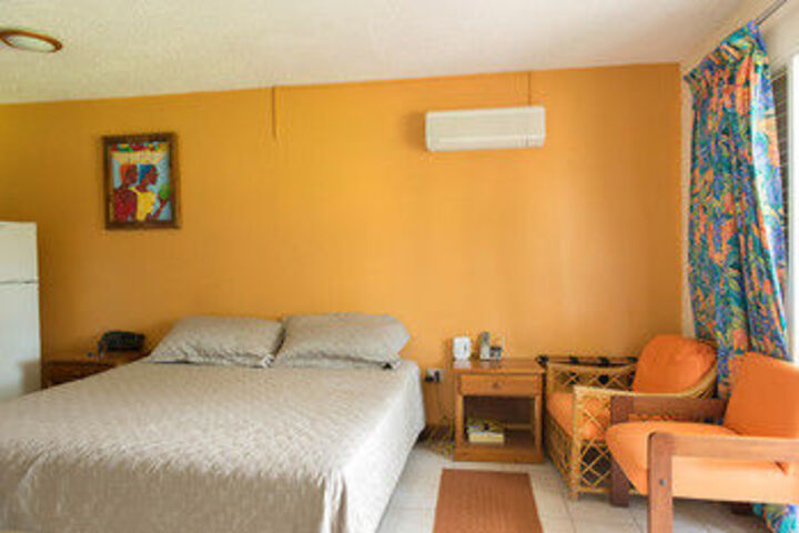 Room 13 of 22