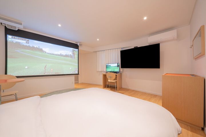 Room 40 of 100