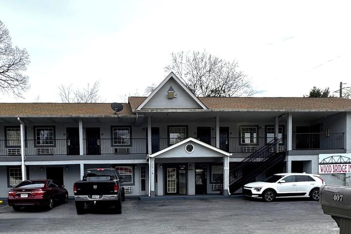 Woodbridge Inn by OYO Rome in Rome, GA