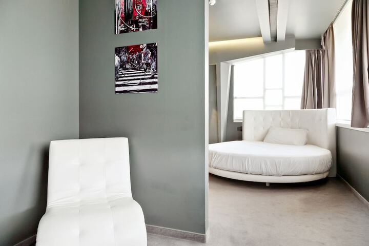 Room 10 of 57