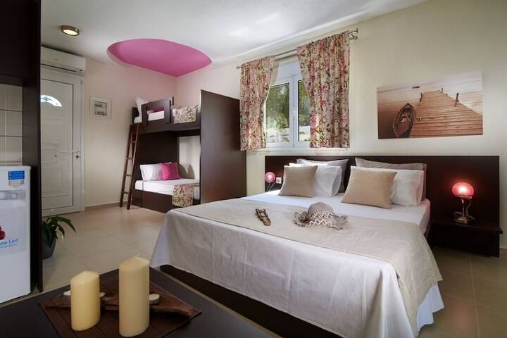 Room 18 of 45