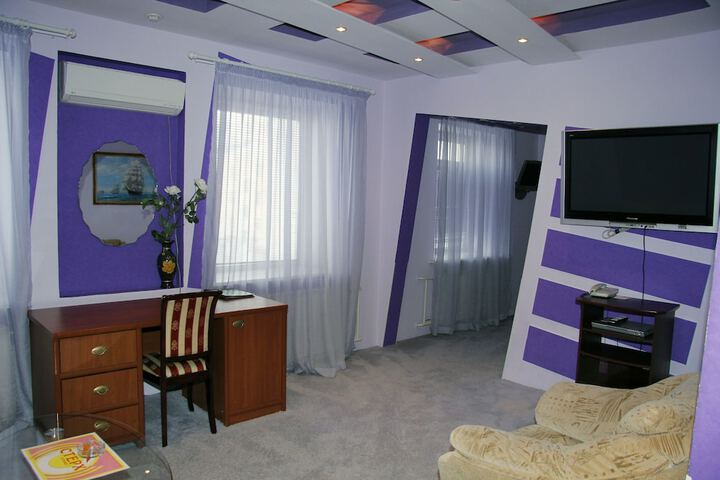 Room 12 of 53