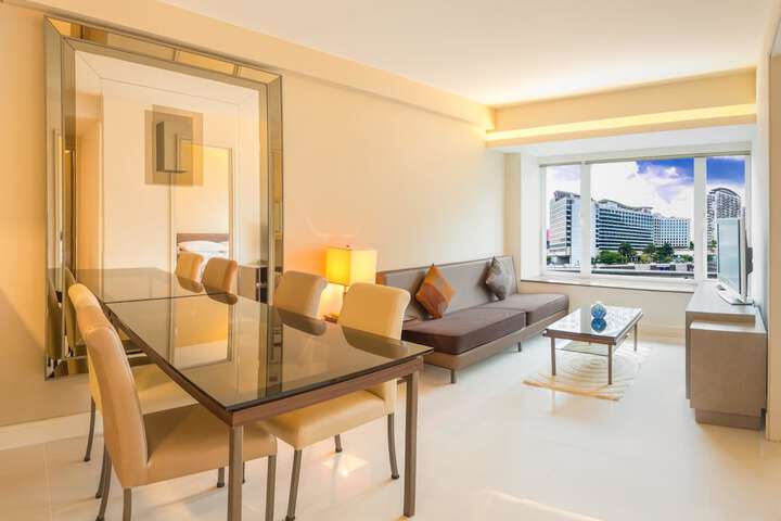 Room 10 of 58