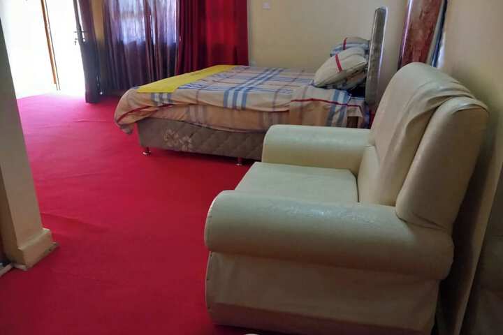 Room 17 of 45