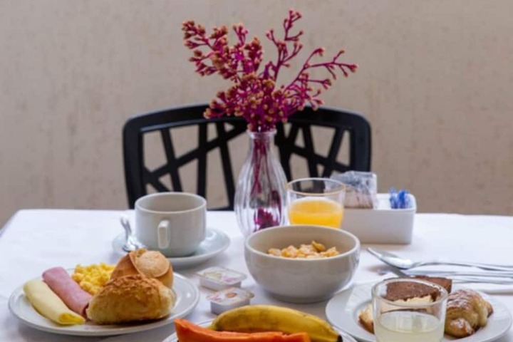 Breakfast/Coffee Service 46 of 55