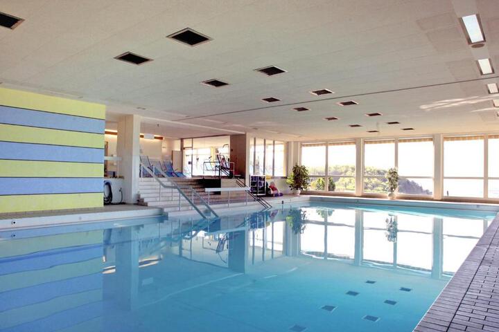 Spa 4 of 23