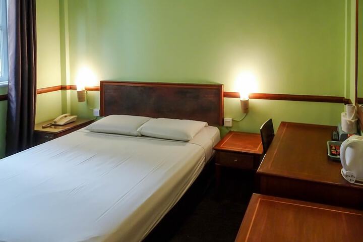 Room 29 of 61