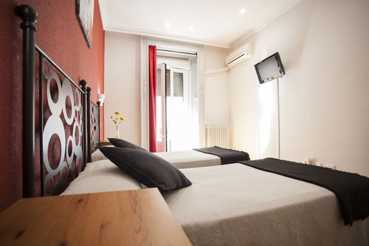 Room 15 of 44