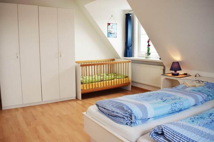 Room 9 of 30