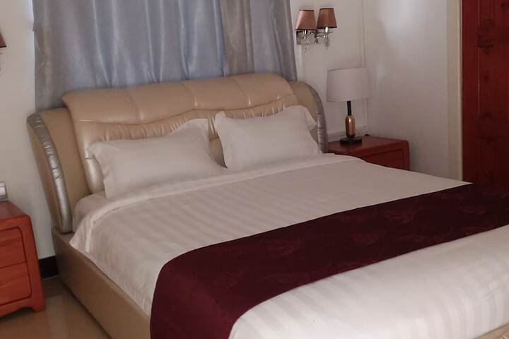 Room 53 of 87