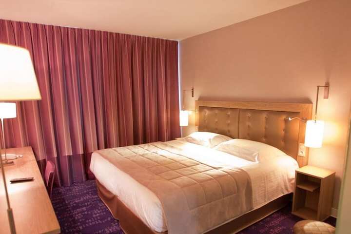 Room 4 of 31
