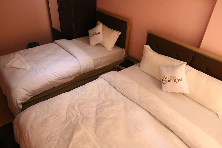 Room 9 of 39