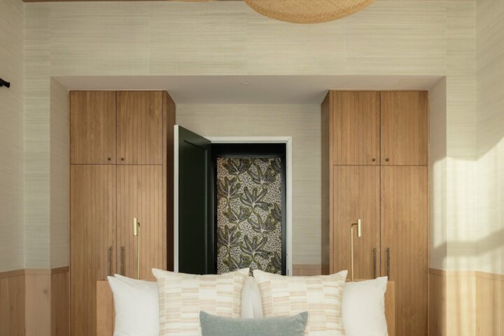Room 45 of 206