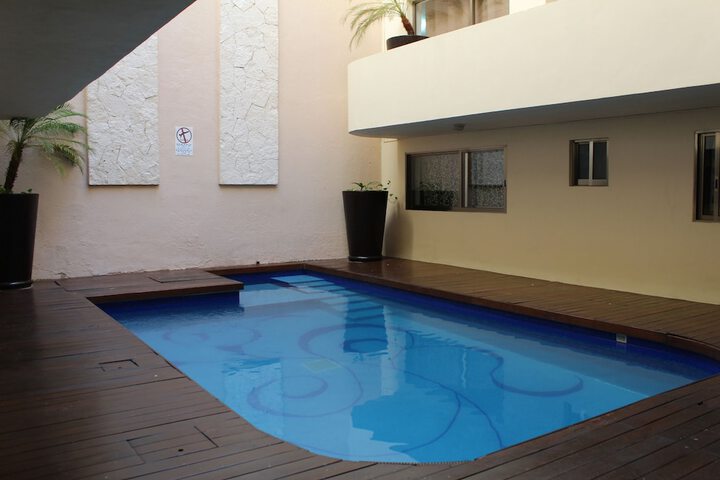 Pools & Facilities