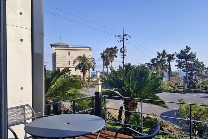 Terrace/Patio 20 of 45