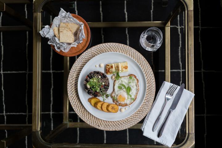 Breakfast/Coffee Service 21 of 29