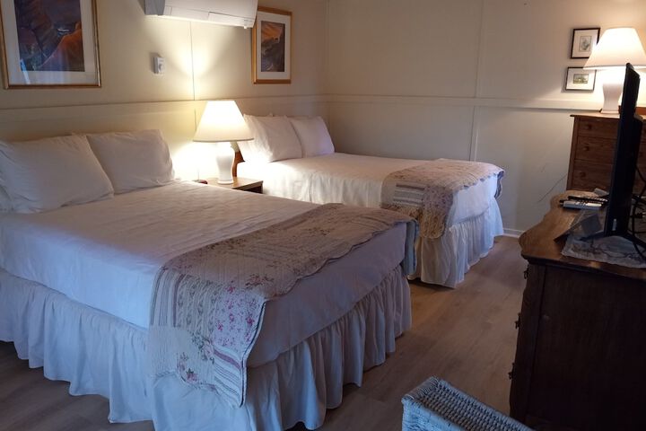 Room 34 of 205