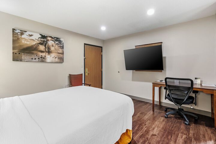 Room 14 of 23