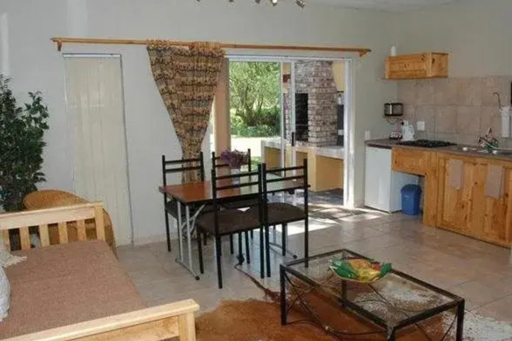 101 OUDTSHOORN HOLIDAY ACCOMMODATION