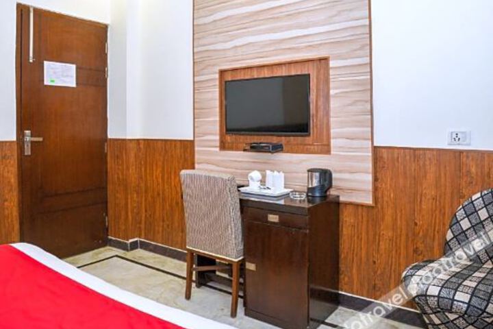 Hotel Interior 9 of 47