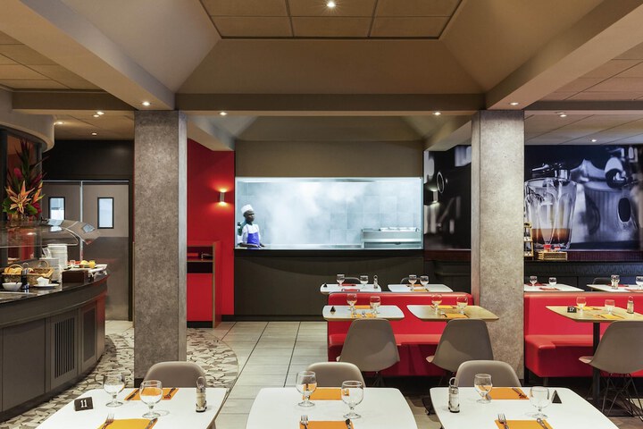 Dining Photos
