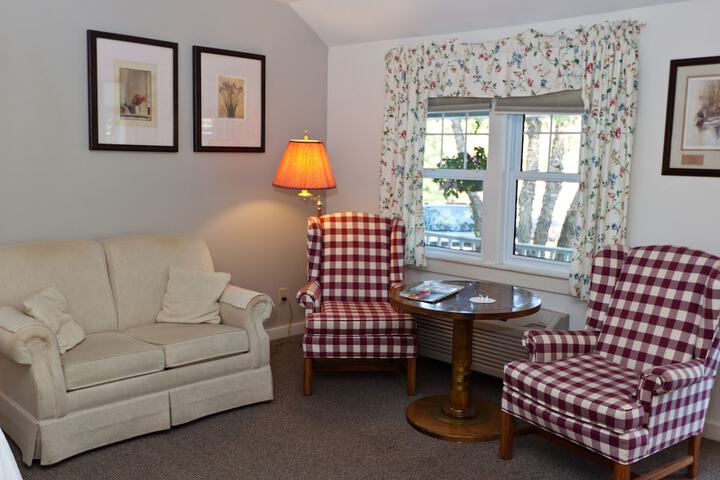 Room 28 of 120