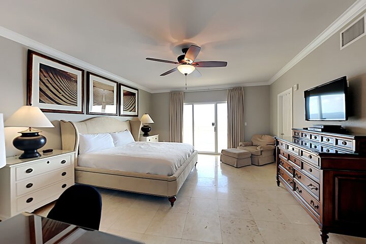 Room 5 of 65