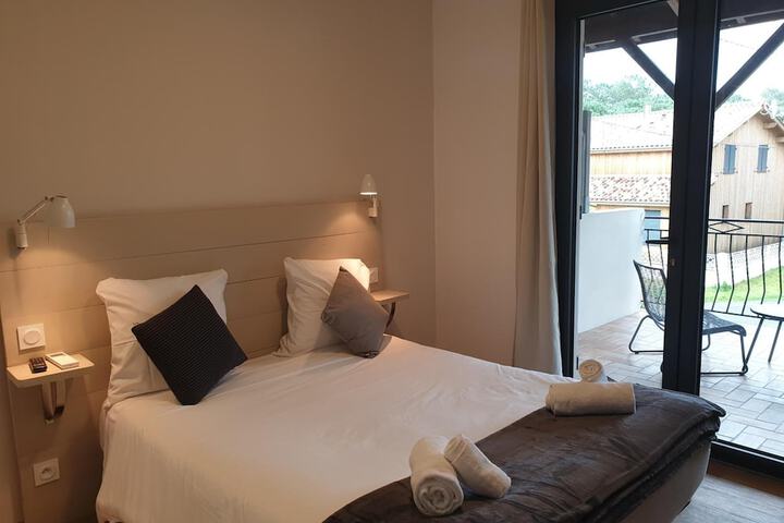Room 15 of 43