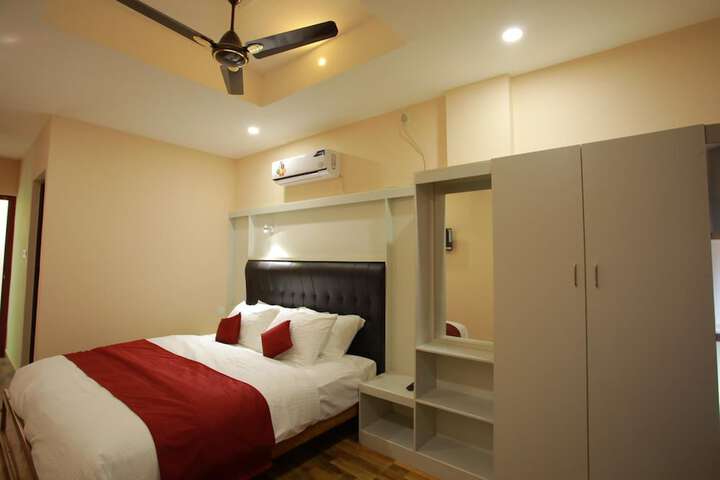 Room 20 of 35