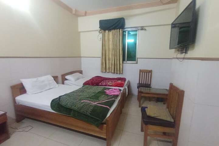 Room 11 of 41
