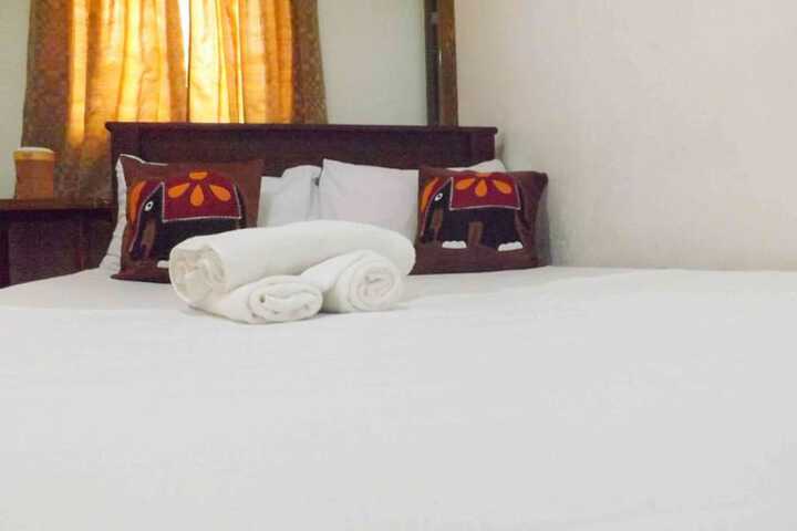 Room 3 of 9