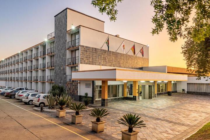 Image of African Sky Ermelo Inn