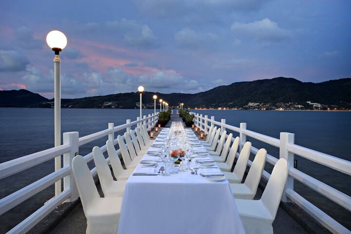 Dining 89 of 110