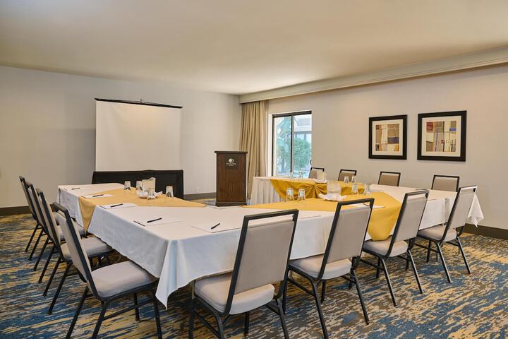 Meeting facility