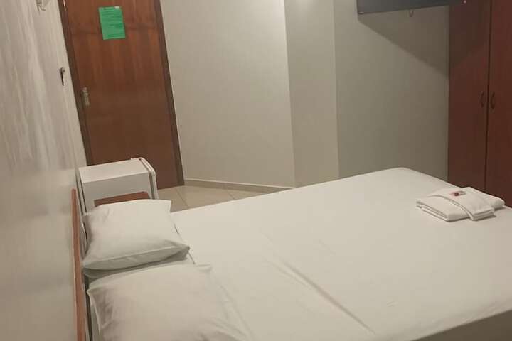 Room 16 of 23